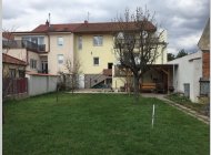 Prodej RD se 3 bytovými jednotkami, Modřice, zahrada, garáž.