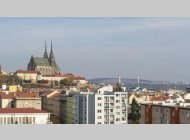 Pronájem plně zařízené novostavby střešního bytu z r.2008 s terasou a super výhledem
