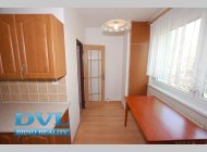 REZERVOVÁNO Prodej bytu 3+1 v OV - Brno-Bystrc, ul. Vondrákova. Hezký byt 75 m2 s lodžií.