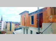 Prodej hrubé stavby luxusního střešního bytu v historickém centru Brna OV 4+1 (CP 195 m2) s terasou (možná střešní zahrada)