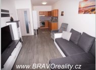 Pronájem bytu 2+kk s balkonem v Žebětíně