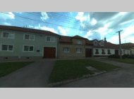 Prodám řadový RD s průjezdem, garáží a zahradou na náměstí (městečku) v Blížkovicích, okr. Znojmo