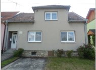 Prodej RD 4,5+kk - Čeložnice - okr. Hodonín - CP 1698m2 - zahrada - garáž