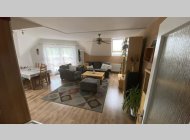 Prodej krásného slunného OV 3kk (90 m2) s větší terasou s výhledy přes domy do zeleně.