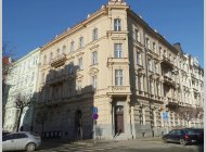 Pronájem bytu s balkonem 2+1 po rekonstrukci (CP 63 m2)