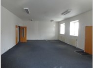 Pronájem komerčních prostor - celá budova+ okolní plochy Brno Bosonohy