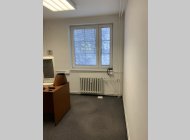 Pronájem 1 kanceláře - CP 15 m2 Opavská, Brno,parkování, zařízeno