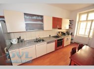 Pronájem bytu 3+1 - Brno-střed, ul. Kobližná. Zařízený byt 110 m2.