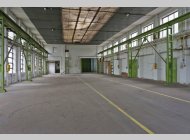 Skladově výrobní hala 1080 m2 -  Slavkov u Brna. Jeřáb 5 tun.